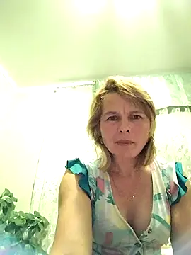 Snapshot of Masha412111 chatting on 10/07/25, 07:22 Masha412111 online show from 10/07/25, 07:22