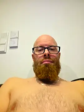 Snapshot of knopp877 chatting on 10/19/25, 07:58 knopp877 online show from 10/19/25, 07:58
