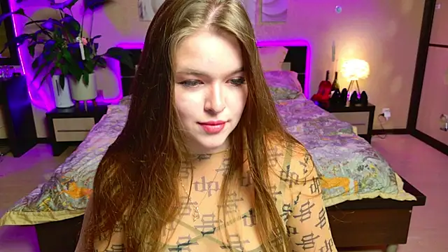 EmilyWhispers online show from 04/24/26, 08:55