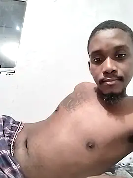 Snapshot of Thabisomgaga1 chatting on 06/02/26, 08:00 Thabisomgaga1 online show from 06/02/26, 08:00