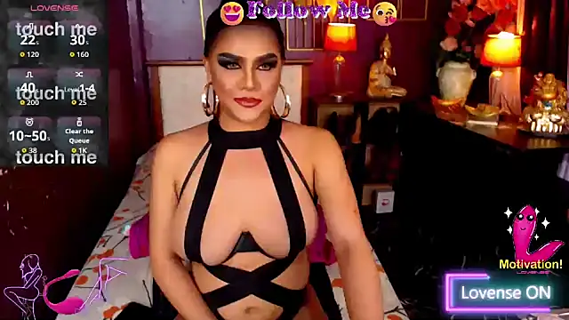 Snapshot of BombshellMARIA chatting on 10/07/25, 09:17 BombshellMARIA online show from 10/07/25, 09:17