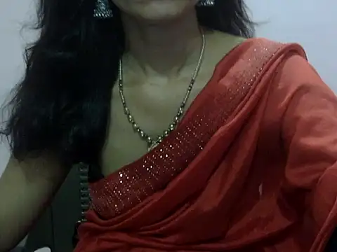 Snapshot of Laila_Cute chatting on 05/23/26, 03:38 Laila Cute online show from 05/23/26, 03:38