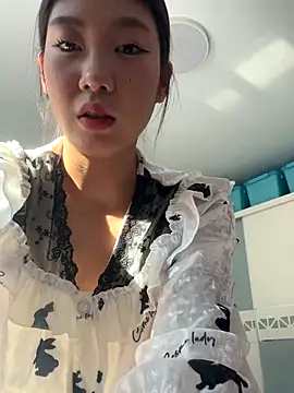 chibaoao66 online show from 10/23/25, 05:18