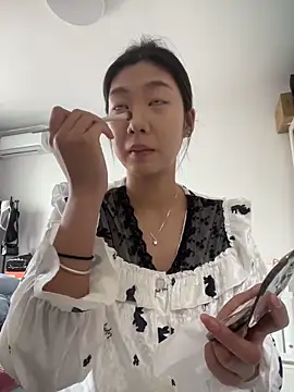 chibaoao66 online show from 10/26/25, 12:38