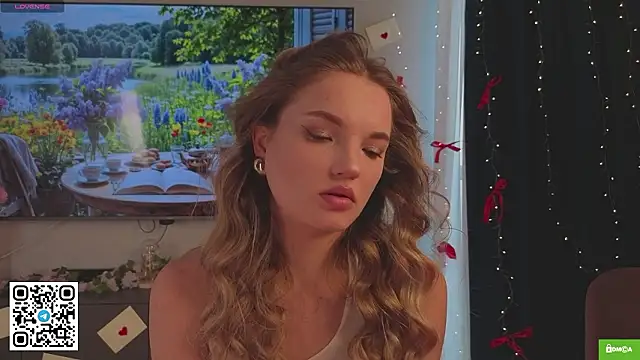 JulieLupo online show from 03/17/26, 06:06