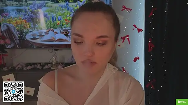 JulieLupo online show from 03/19/26, 06:50