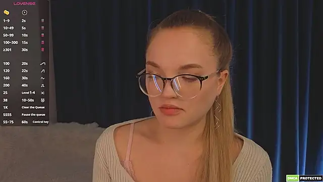 JulieLupo online show from 03/29/26, 06:24