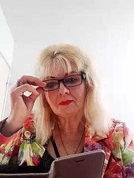 BoloshkaBlonda online show from 10/05/25, 09:40