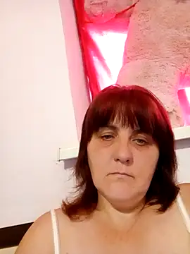 Snapshot of Sonya-35 chatting on 10/25/25, 07:38 Sonya-35 online show from 10/25/25, 07:38