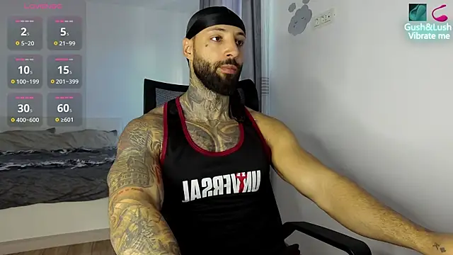 MasculineGuy99 online show from 10/20/25, 05:41