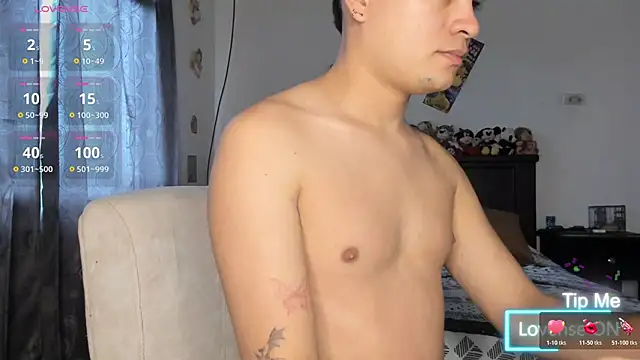 Snapshot of JARETHH chatting on 01/13/26, 03:28 JARETHH online show from 01/13/26, 03:28