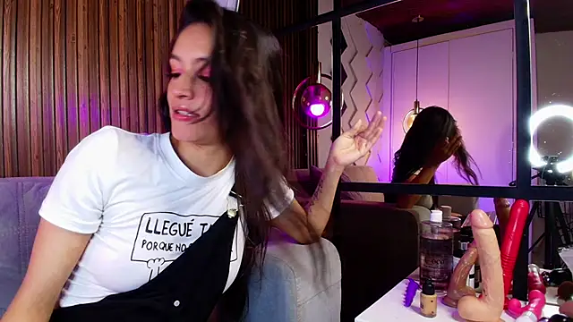 Matti sofia  online show from 01/16/26, 11:03