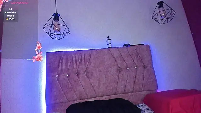 Mia lopez 1 online show from 02/12/26, 10:21