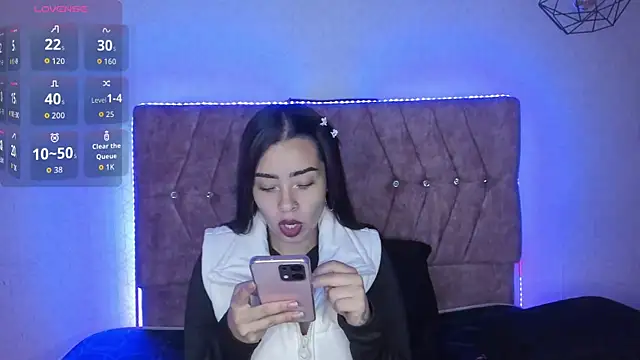 Mia lopez 1 online show from 04/11/26, 09:57