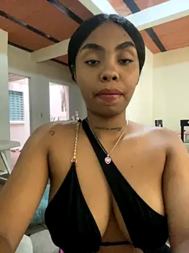 Snapshot of Itanydiorr chatting on 10/08/25, 06:05 Itanydiorr online show from 10/08/25, 06:05