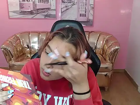 mia foster t online show from 10/16/25, 01:01