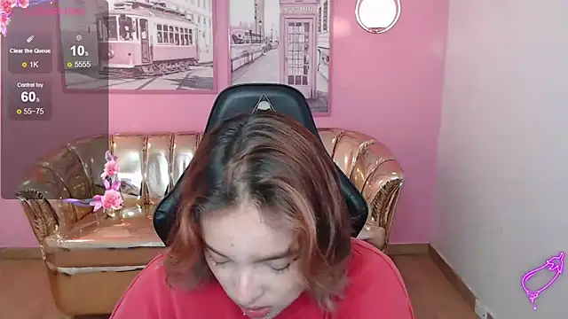 mia foster t online show from 11/12/25, 12:38