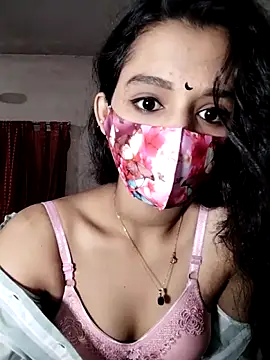 Snapshot of night_queeen7 chatting on 10/05/25, 12:03 night queeen7 online show from 10/05/25, 12:03