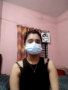 Snapshot of night_queeen7 chatting on 10/12/25, 07:35 night queeen7 online show from 10/12/25, 07:35