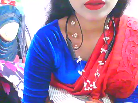 Snapshot of night_queeen7 chatting on 10/26/25, 02:34 night queeen7 online show from 10/26/25, 02:34