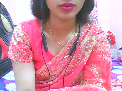 Snapshot of night_queeen7 chatting on 11/26/25, 07:37 night queeen7 online show from 11/26/25, 07:37