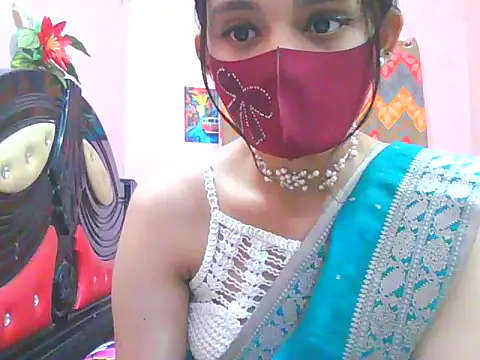 Snapshot of night_queeen7 chatting on 01/08/26, 06:43 night queeen7 online show from 01/08/26, 06:43