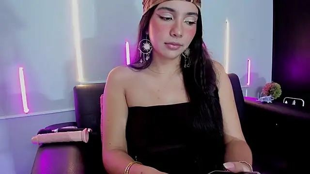 Jules Angel online show from 10/30/25, 01:34