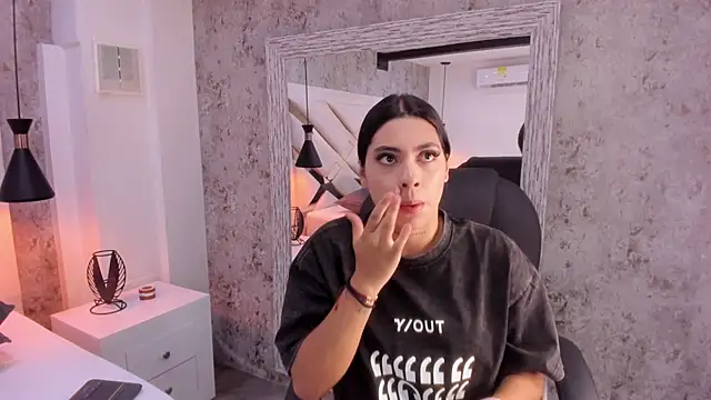 Vanessa Rain  online show from 03/16/26, 08:13