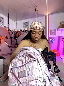 Charlotte ebony  online show from 11/03/25, 12:39