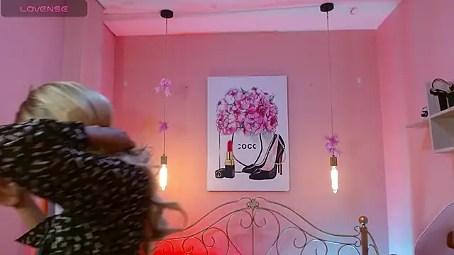 ingrid03 taffur online show from 04/13/26, 02:44