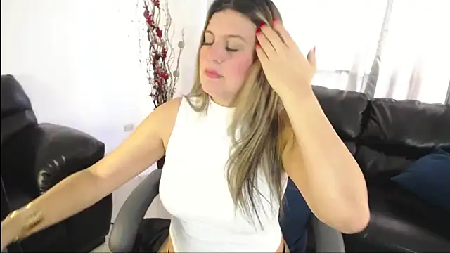 sweet christtydiaz online show from 04/20/26, 10:11