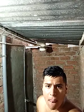 Alex321Flores online show from 02/09/26, 05:39