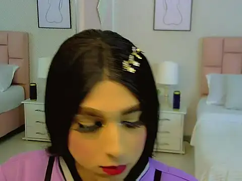 Luna LaFontaine online show from 10/06/25, 12:13