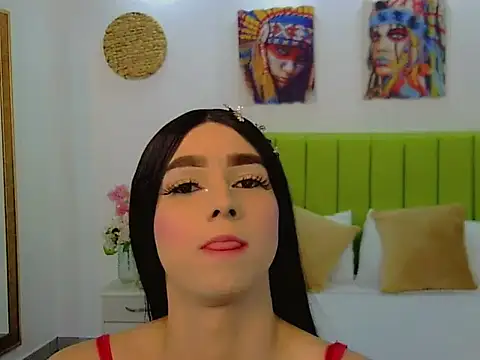 Luna LaFontaine online show from 10/11/25, 12:04
