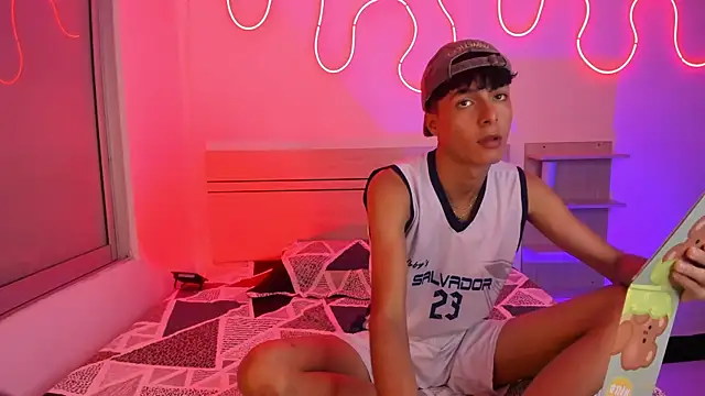 luccas ferreira online show from 10/20/25, 06:52