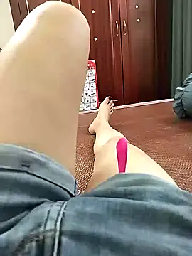 Lili 2love online show from 10/07/25, 01:25