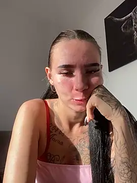 YoungZoexx online show from 11/11/25, 09:42