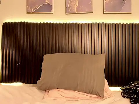 Julieta Slav3 online show from 01/16/26, 08:46