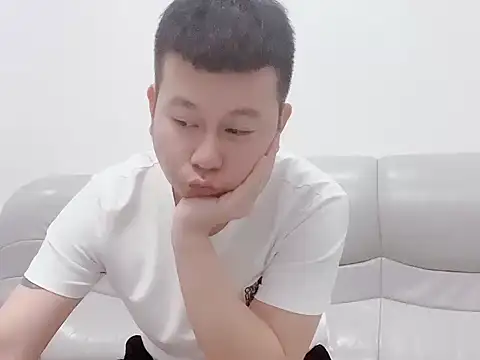 Snapshot of dachui_168 chatting on 11/10/25, 01:10 dachui 168 online show from 11/10/25, 01:10