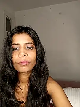 zoya your online show from 10/13/25, 04:29