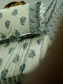 zoya your online show from 11/08/25, 01:39