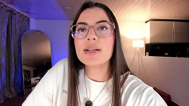 Snapshot of sarita_3 chatting on 01/12/26, 12:27 sarita 3 online show from 01/12/26, 12:27