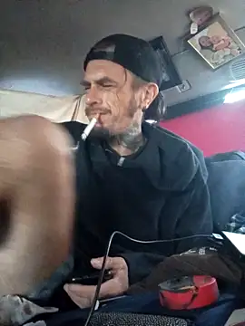 LetMeLiqU online show from 11/01/25, 03:03