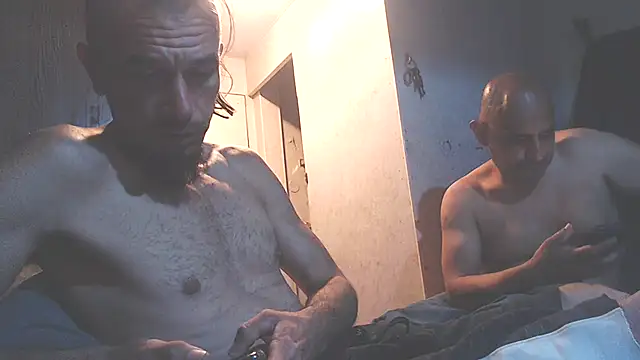 LetMeLiqU online show from 04/26/26, 07:39