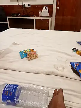 golugulu2024 online show from 11/08/25, 04:18