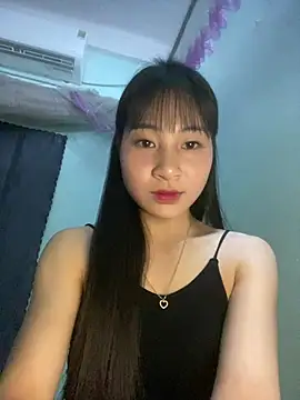 banlinh004 online show from 04/14/26, 02:12