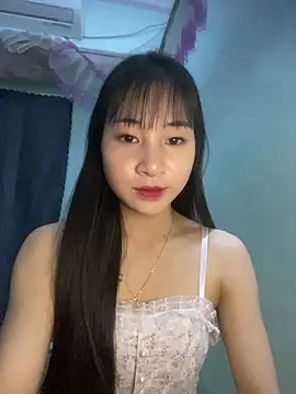 banlinh004 online show from 05/12/26, 02:36