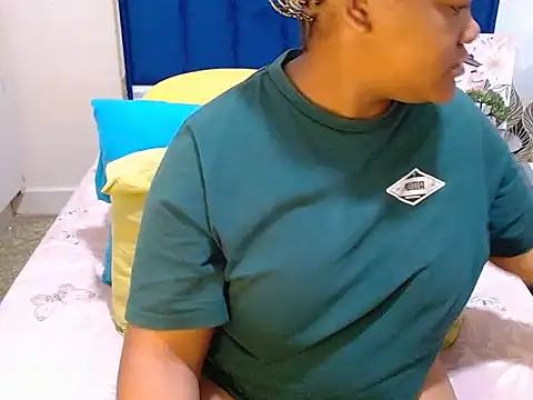 SweetJuicyPussy97 online show from 06/05/26, 08:58