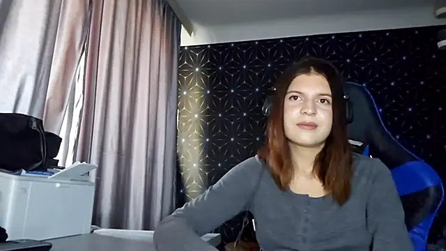 LissaKradfer online show from 10/22/25, 07:41