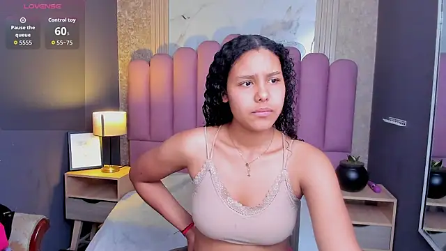 AriaVega online show from 12/20/25, 12:45